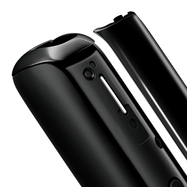 Primer plano del panel frontal Jet Black para Ploom Aura, separado del dispositivo.